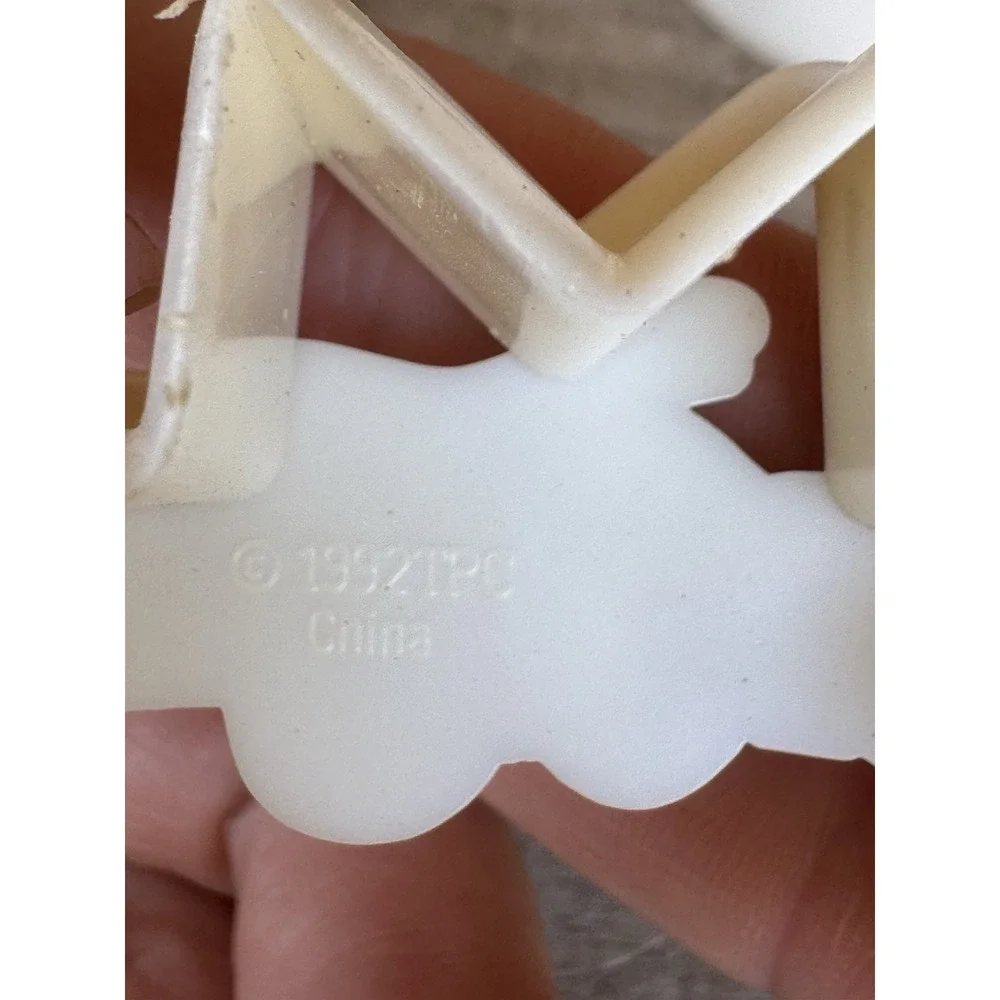 Vintage 1992 Pillsbury Doughboy Set of 4 Cookie Cutters shapes Heart Moon baking